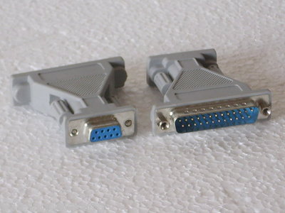 MODEM ADAPTOR DB-25M/DB-09F    / 9 to 25 PIN ADAPTER   /  74G0687 (1 STK)