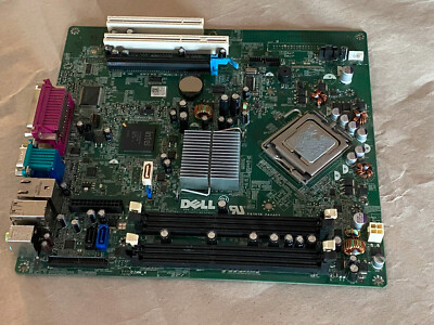 Dell Board CN-0200DY-13740  Sockel 775  + CPU