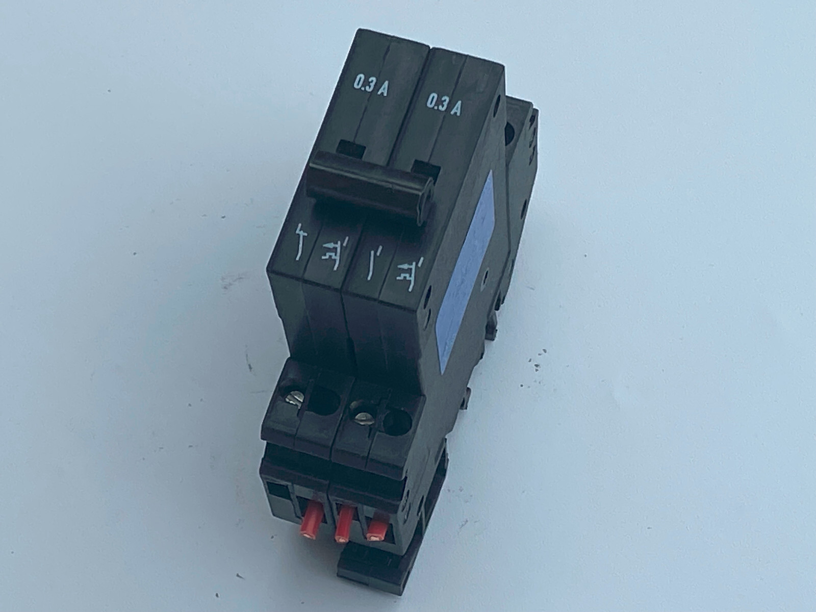 Phoenix Contact TMC 2 M1 120 0,3A/TMC2M112003A  4945