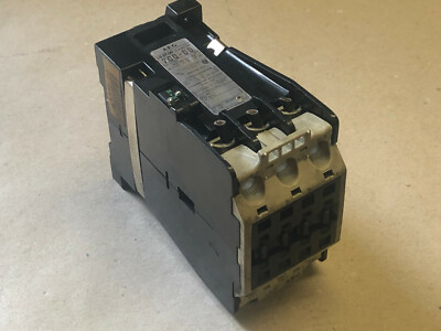 Universal Universal LS 37 24 910-301 700-00 24VDC used part