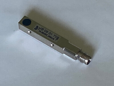 Universal Universal IB 09 01 IB090170 30VDC 200mA used part