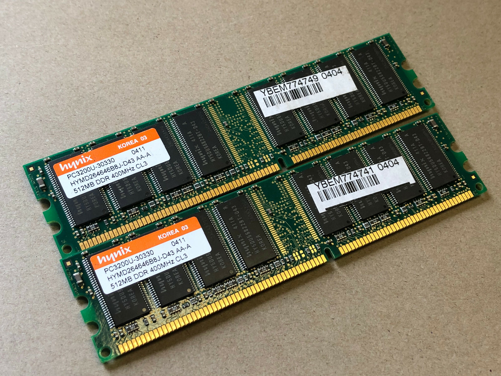 Universal Universal HYMD264646B8J-D43 used part