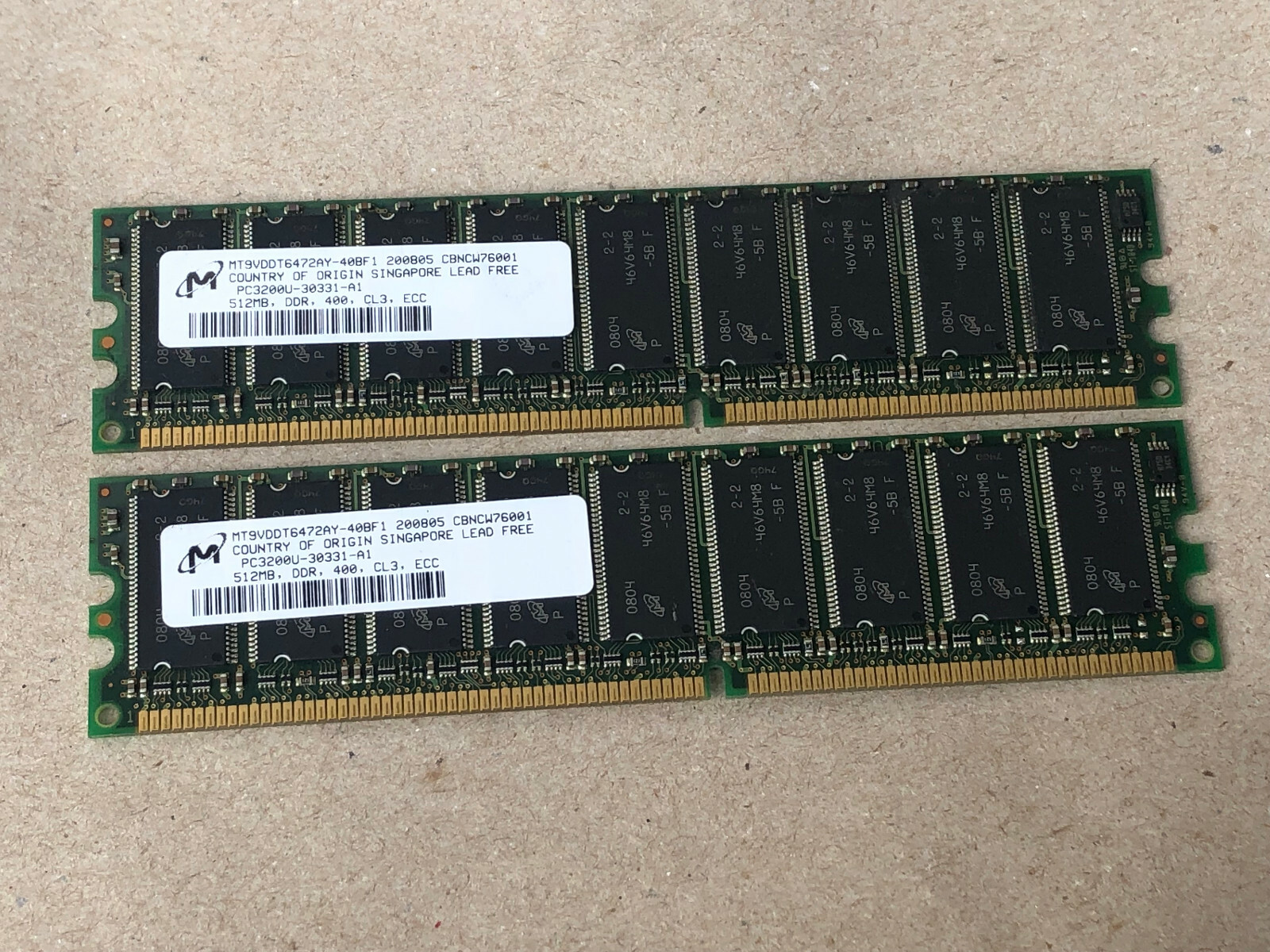 Universal Universal MT9VDDT6472AY-40BF1 512MB 6472AY-40BF used part