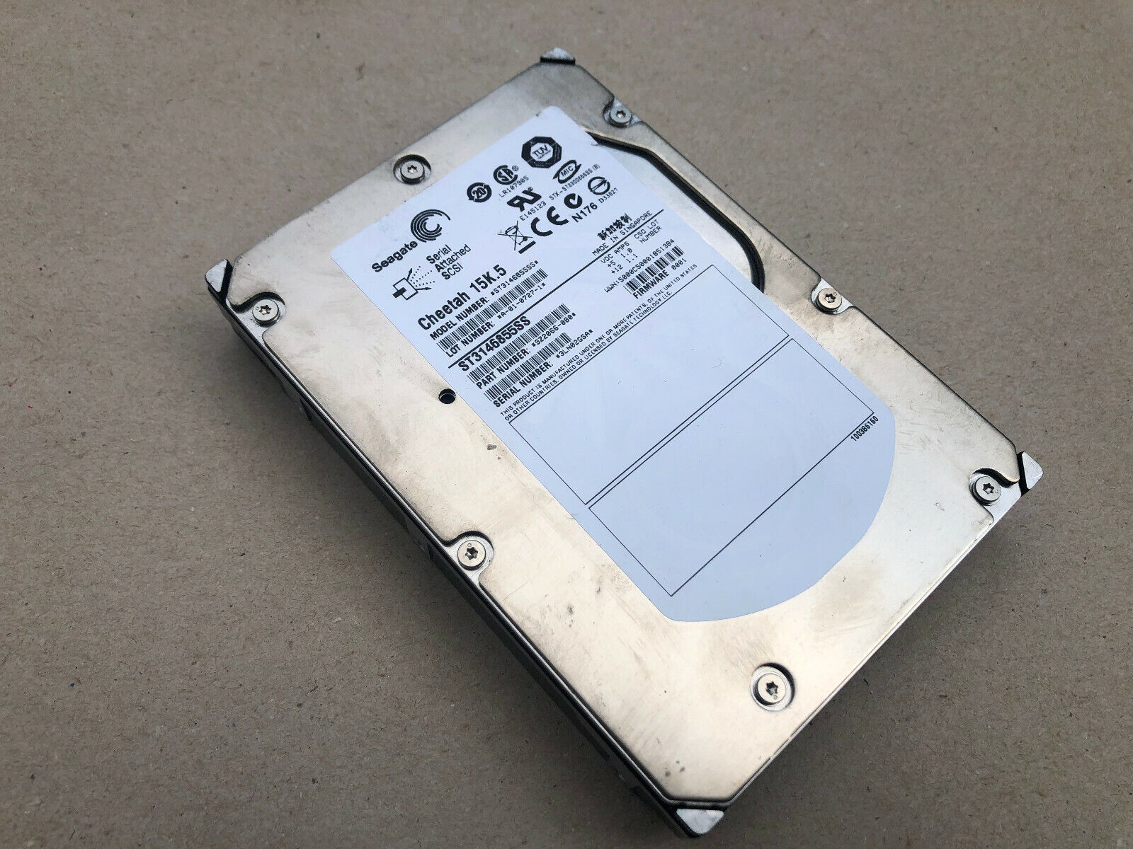 Universal Universal 9Z2066-080 ST3146855SS used part