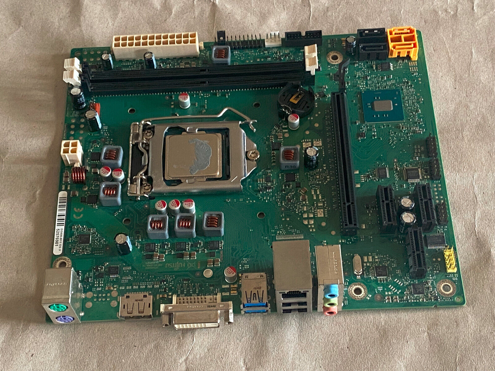 Fujitsu Fujitsu D3400-B11 LGA1151 used part