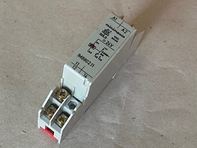 Universal Universal IM8802 used part