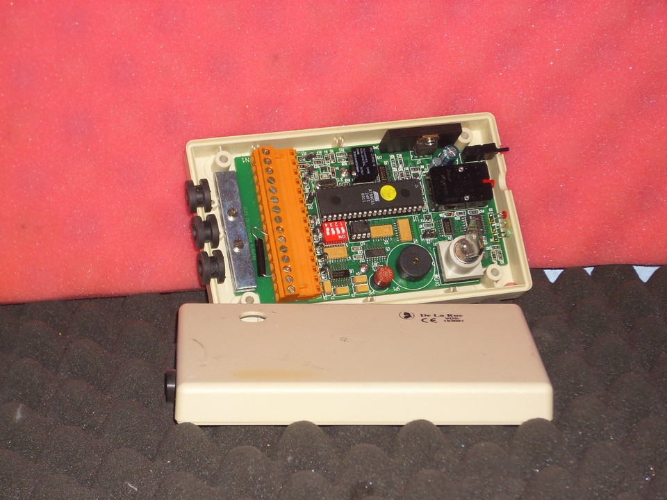 192091 De La Rue DLRG CM Alarmbox GCM TwinSafe
